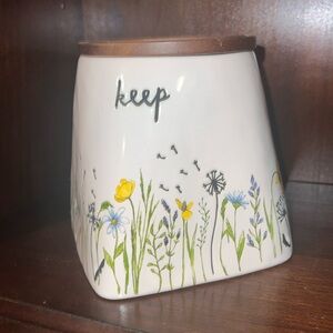 🌻🪻Rae Dunn Floral Canister - keep